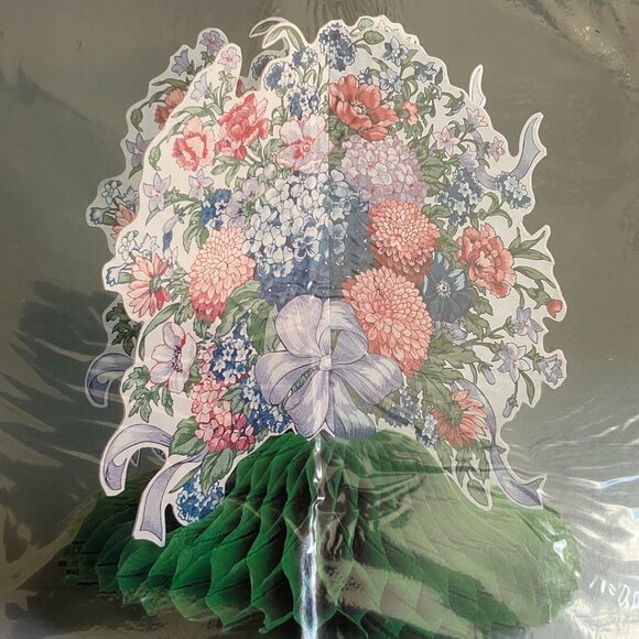 Honeycomb Centerpieces - Picture 4 of 10